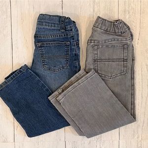 3/$15⭐️ 2 Toddler Jeans OshKosh & Jumping Bean Size 4T